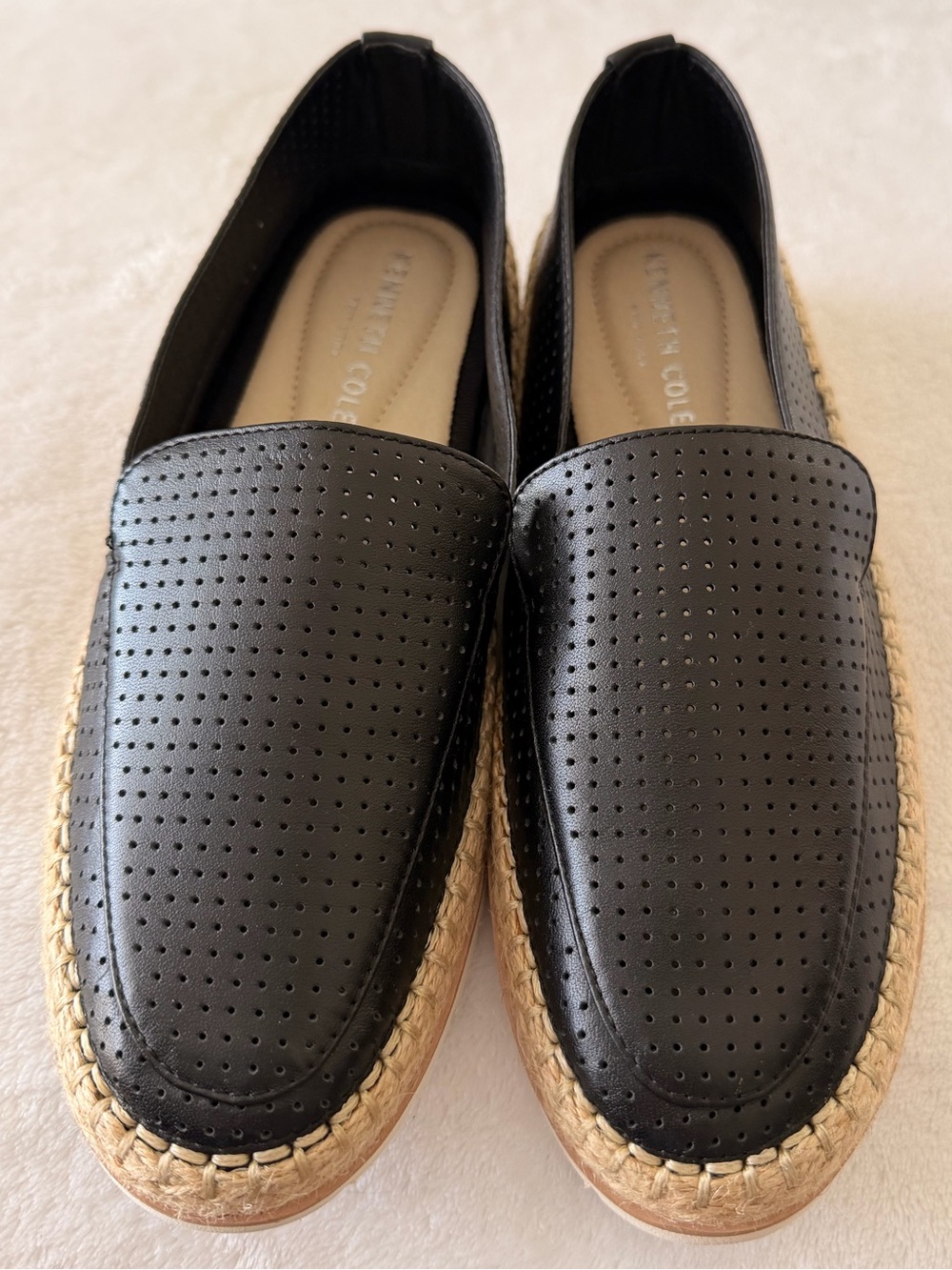 Kenneth Cole Leather Perforated Black Slip-On Loafers Size 6 NWOT